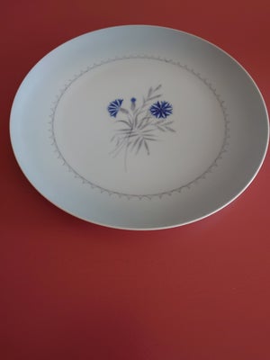 Porcelæn, Flade tallerkner, Bing & Grøndahl - Demeter, Flade tallerkner, nr. 25

23,5cm i diameter

