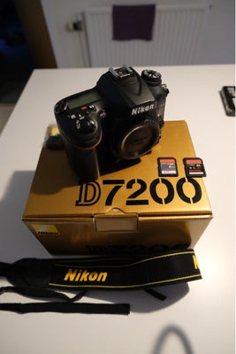 Nikon D7200, spejlrefleks, Perfekt, Da min svigerfar har skiftet til en D500 skal dette semipro d720