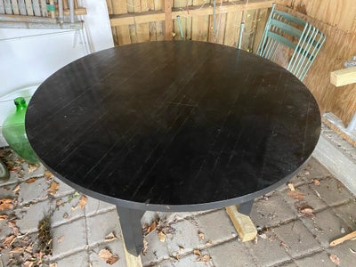 Spisebord, Malet massiv træ, Rundt spisebord 

Diameter: Ø132cm 
H: 92,5cm