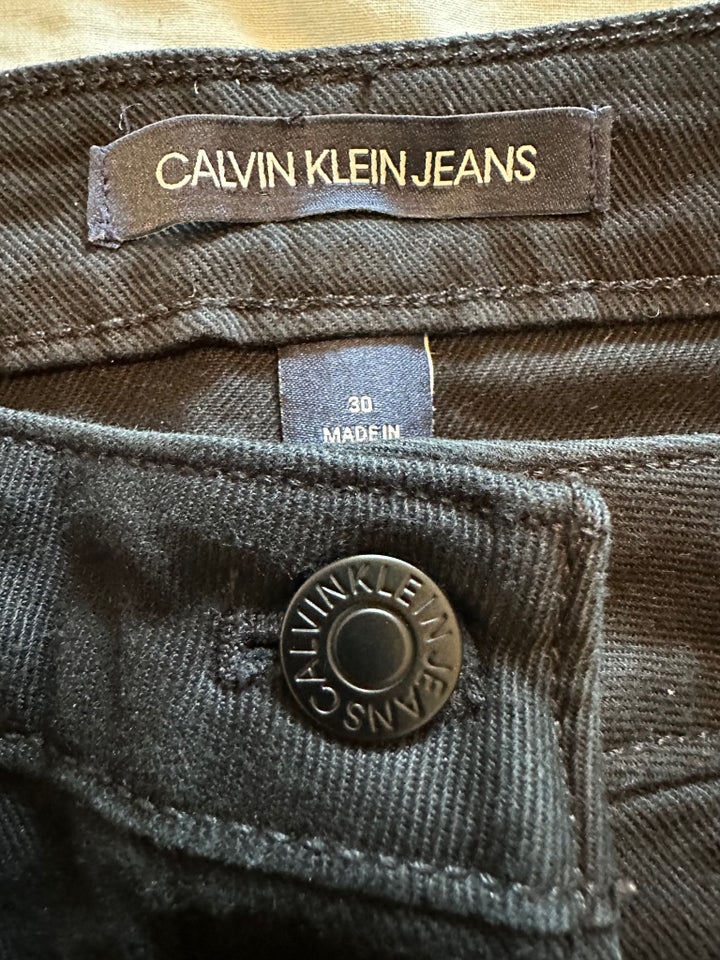 Nederdel Calvin Klein , str. 38, Calvin Klein