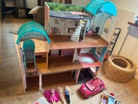 Dukkehus, Dukkehus med Barbie dukker og tilbehør