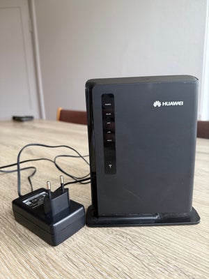 Router, Huawei, God, HUAWEI LTE CPE E5172 (model: E5172As -22) wi-fi internet router. 

Af ældre dat