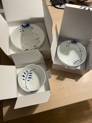 Porcelæn, Skål 13, 15, 18 cm, Royal Copenhagen, Har 3 UBRUGTE Mega Riflet skåle fra Royal Copenhagen