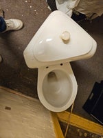 Toilet, Gustav berg