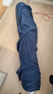 Stof, Fleece stof 145 cm x 15 meter, En rulle med kongeblå fleece. Det er en 21 meter rulle på 145 c