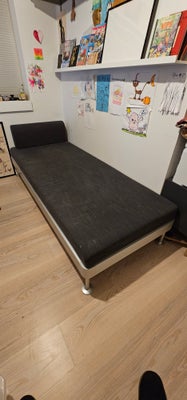 Daybed, aluminium, 3 pers. , IKEA, IKEA Tom Dixon's day bed daybed 200x80cm

God stand, lidt plettet