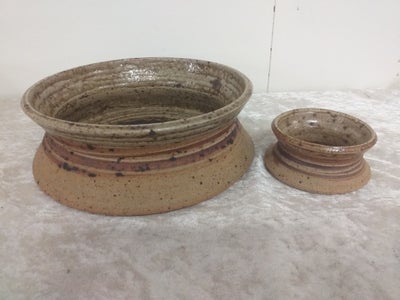 Keramik, 2 Tue Poulsen skåle, Tue Poulsen keramik Odsherred, Stor flot rustik keramikskål 19 cm i di
