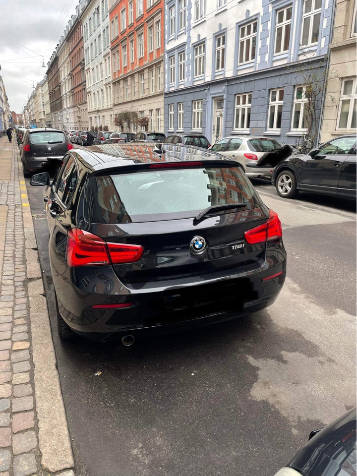 BMW 118i, 1,5 aut., Benzin