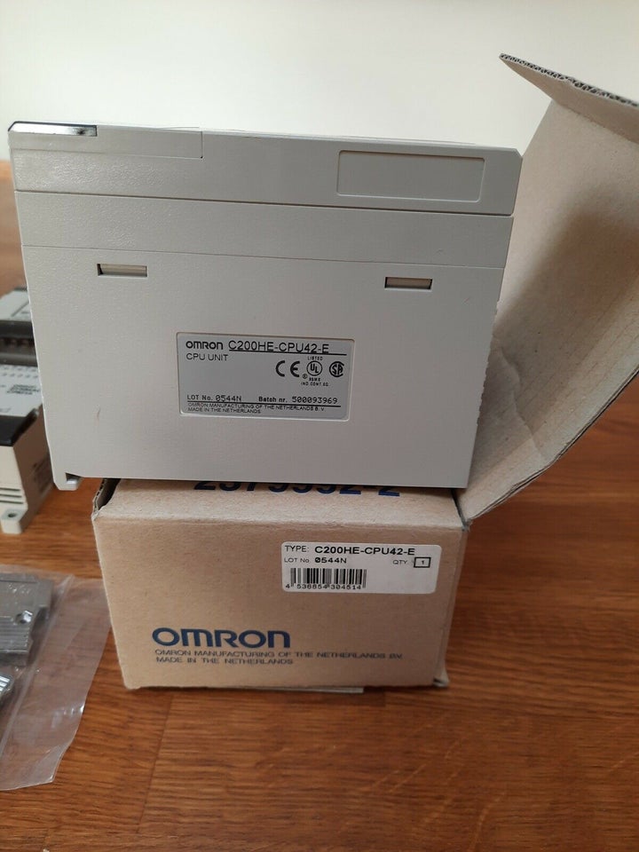 PLC, Omron