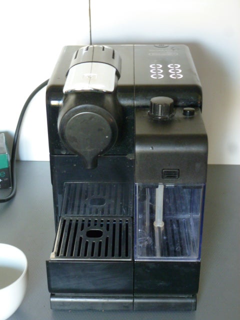 Sort Espressomaskine / Kaffemaskine, DeLonghi Nespresso