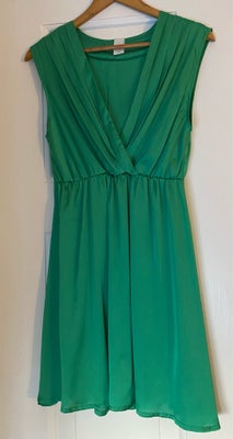 Anden kjole, Vila, str. M,  Grøn,  Næsten som ny