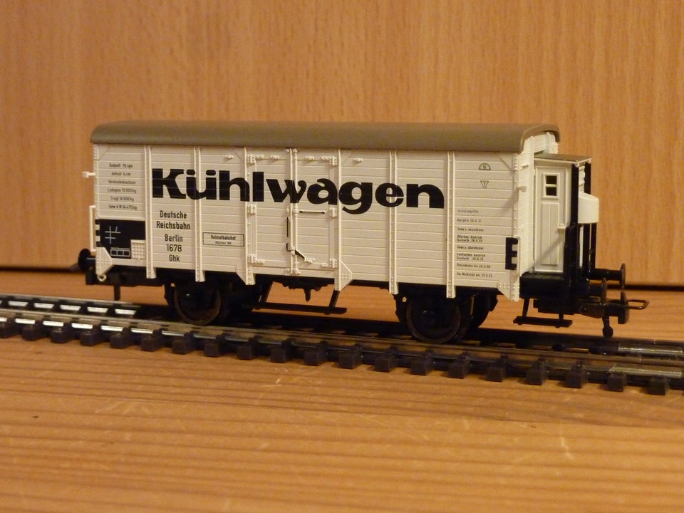 Modeltog, Fleischmann Lukket godsvogn, skala 1/87