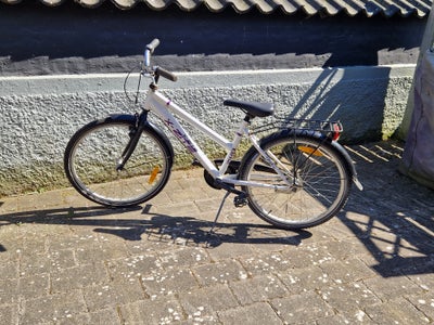 Pigecykel, classic cykel, X-zite, 24 tommer hjul, 3 gear, Gode dæk og slanger