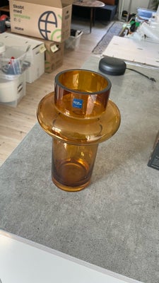 Vase, Vase, Lyngby Glas, Fin vase. Gave. Ubrugt i original kasse. 25 cm høj