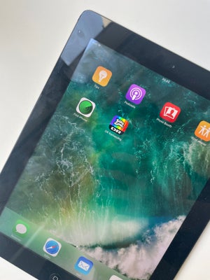 iPad 4, 16 GB, God, Model A1458. Virker som den skal. Være opmærksom på at ikke alle apps kan downlo