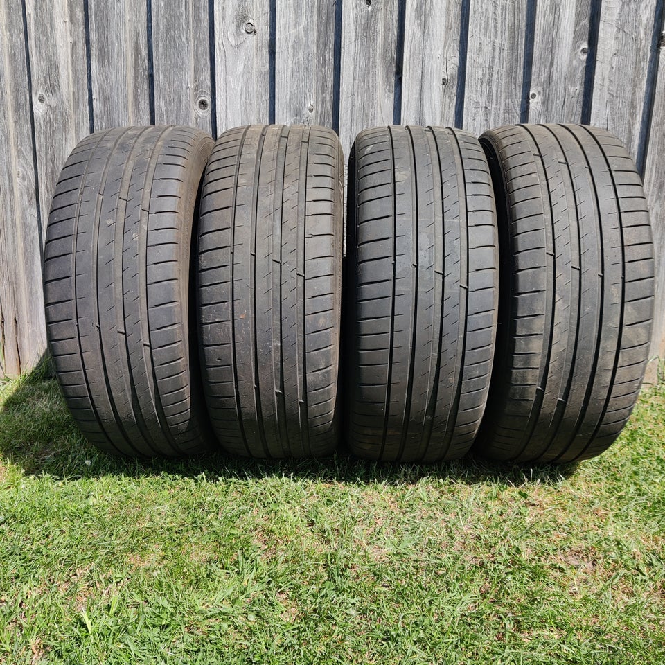 Sommerdæk, Michelin, 235 / 45 / R18