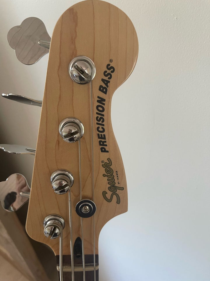 Elbas, Fender Fender SQ Aff. P bass m. forstærker