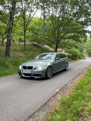 BMW 325i, 2,5 Touring aut., Benzin, aut. 2005, km 207000, grå, klimaanlæg, aircondition, ABS, airbag