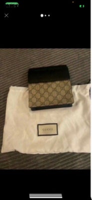 Clutch, Gucci, kanvas, Ubrugt Gucci håndtaske, kan bruges som clutch, eller hva man ønsker.. . Fast 