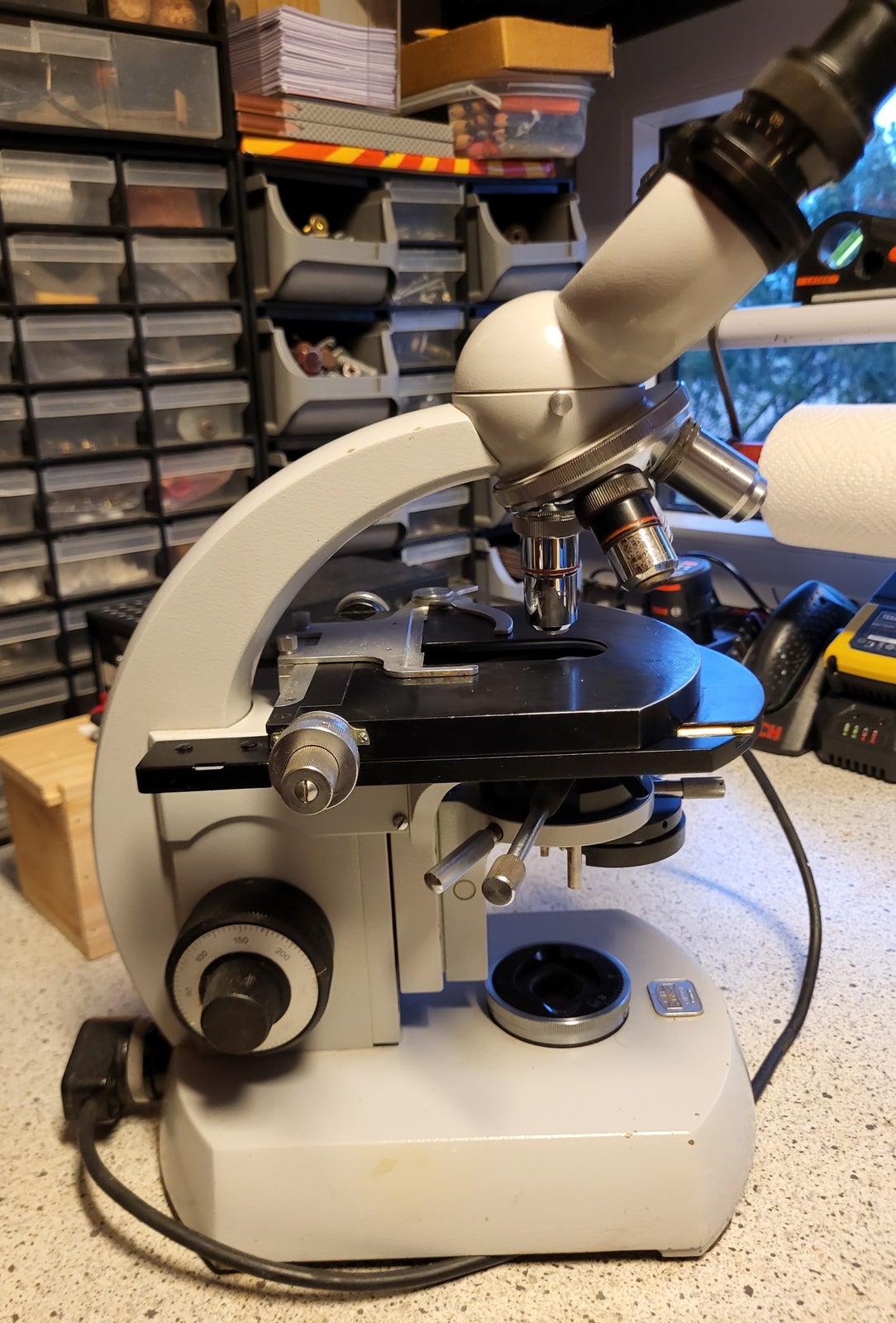 Mikroskop, Carl Zeiss, God