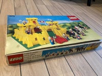 Lego Castle, 375