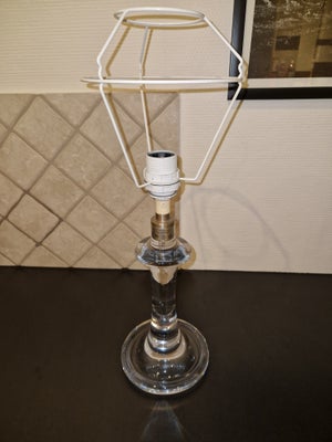 Anden bordlampe, Holmegaard, Holmegaard Astoria Bordlampe med klar glas fod. Skal have ledning og ny