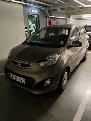 Kia Picanto, 1,0 Active Eco, Benzin, 2012, km 138000, bronzemetal, træk, ABS, airbag, 5-dørs, centra