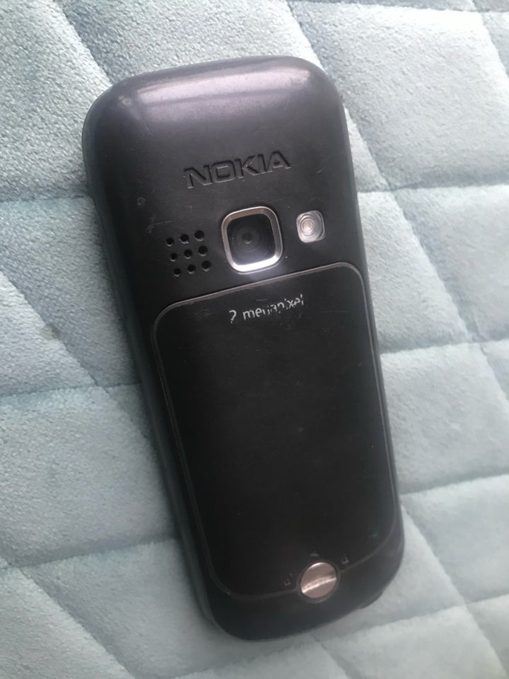 Nokia 3720c, God
