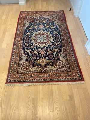 Løse tæpper, ægte tæppe, Isfahan. Persien, b: 102 l: 177, 
Klassisk persisk mønster med blomsterrank