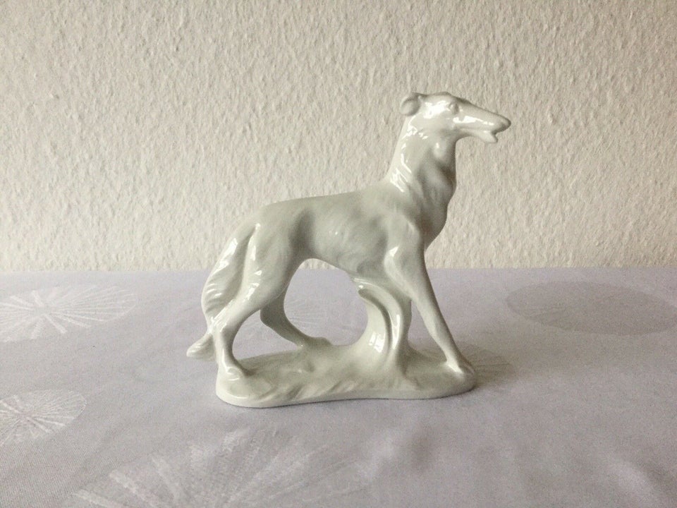Tysk porcelæns figur hund , Tysk. Mynde