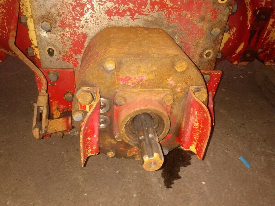 Volvo 650 og 700 Ophug reservedele, Volvo BM 650 og 700