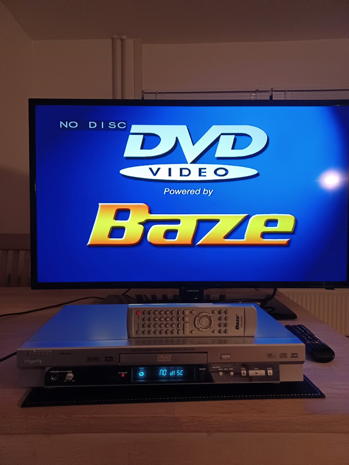 Dvd-afspiller, Andet mærke, BASE 6000