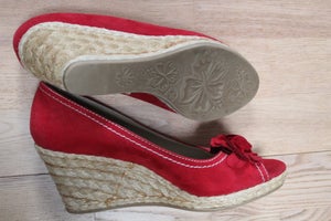 At placere gennemse inden længe Find Røde Sko i Sko og støvler - Sandaler - Køb brugt på DBA