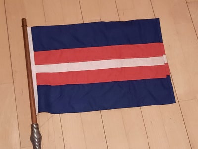 Flag, MODSTANDSBEVÆGELSENS FLAG, Lille flag i modstandsbevægelsen under 2. verdenskrigs farver. Måle