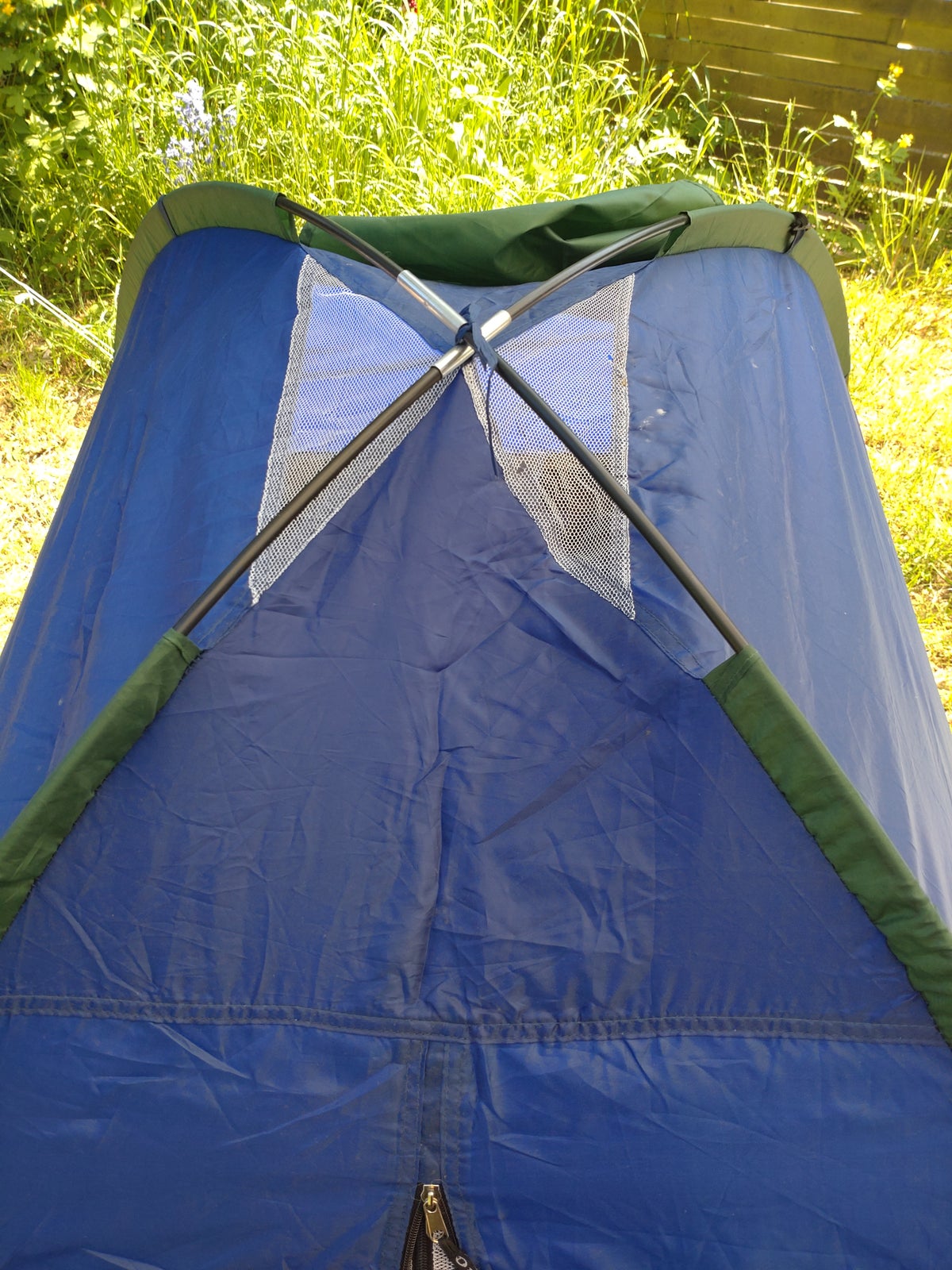Gratis 2 personers letvægt kuppel telt med mygg...