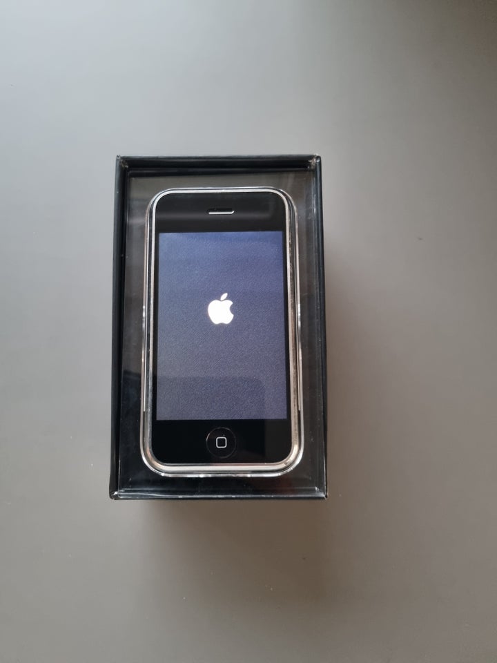 iPhone 2G, 8 GB, aluminium