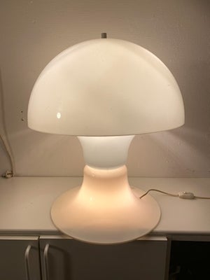 Arkitektlampe, Frimann, Lampe fra 70érne 
H: 60 cm Ø: 50 cm