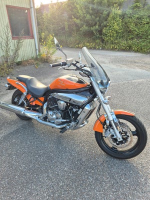 Hyosung, Aquila, 650 ccm, 2011, 18324 km, m.afgift, Tandrem er knækket. Der kan bestilles et kæde-ki