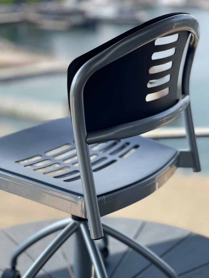 Vico Magistretti, Mauna-Kea Chair by Kartell, Designerstol – dba