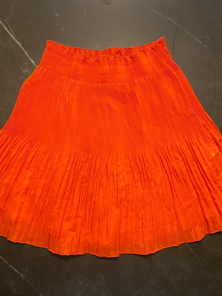 str. 40, H&M, Orange