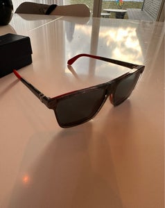 Louis Vuitton - og brugte solbriller