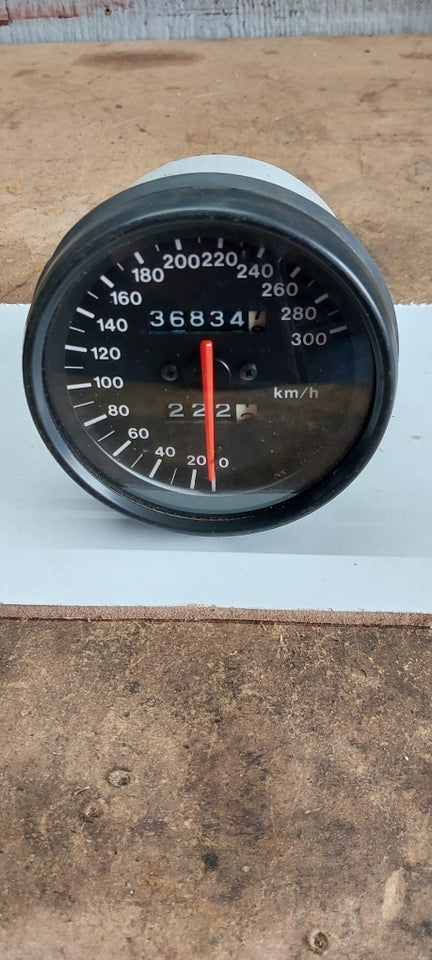 Suzuki RF 900 årg. 94: Speedometer