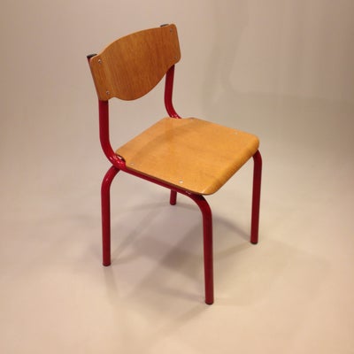 Spisebordsstol, Skolestol i rød metal monteret med træsæder og ryg, Spisebordsstole / konferencestol