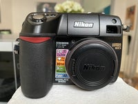 Nikon Coolpix E8400, Perfekt