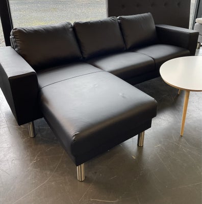 Hjørnesofa, læderlook, Skal væk nu, Sort sofa med chaiselong i højre side.
Læder/Bonded
Længde 235cm