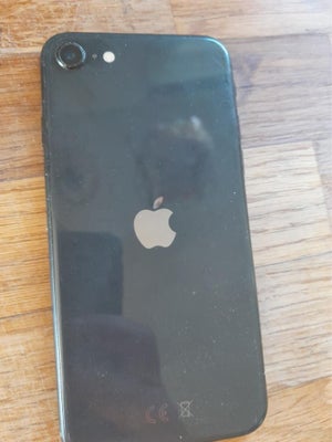 iPhone 7 Plus, 64 GB, sort, God, iPhone se 7 år gammel. Sælges billigt da den skal have ny skærm. 
N