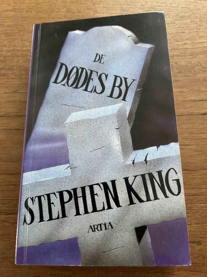 De dødes by, Stephen king, genre: gys