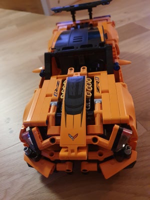 Lego Technic, 42093, Lækker bil lige til at samle igen. Indeholder samtlige klodser.