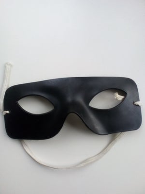 Udklædningstøj, FASTELAVN/andet ..Kraftig sort maske, Masken er HELT SORT...
fra ikke-ryger-hjem.
Sæ
