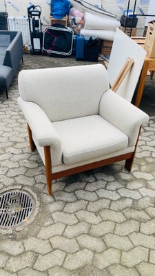 Loungestol, stof, Flot lænestol fra Kollund møbler 
Nypris 3000
